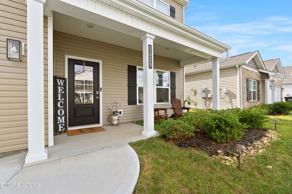 Photo of 1629 Cabernet Lane, Knoxville, TN 37918 (MLS # 1348517)