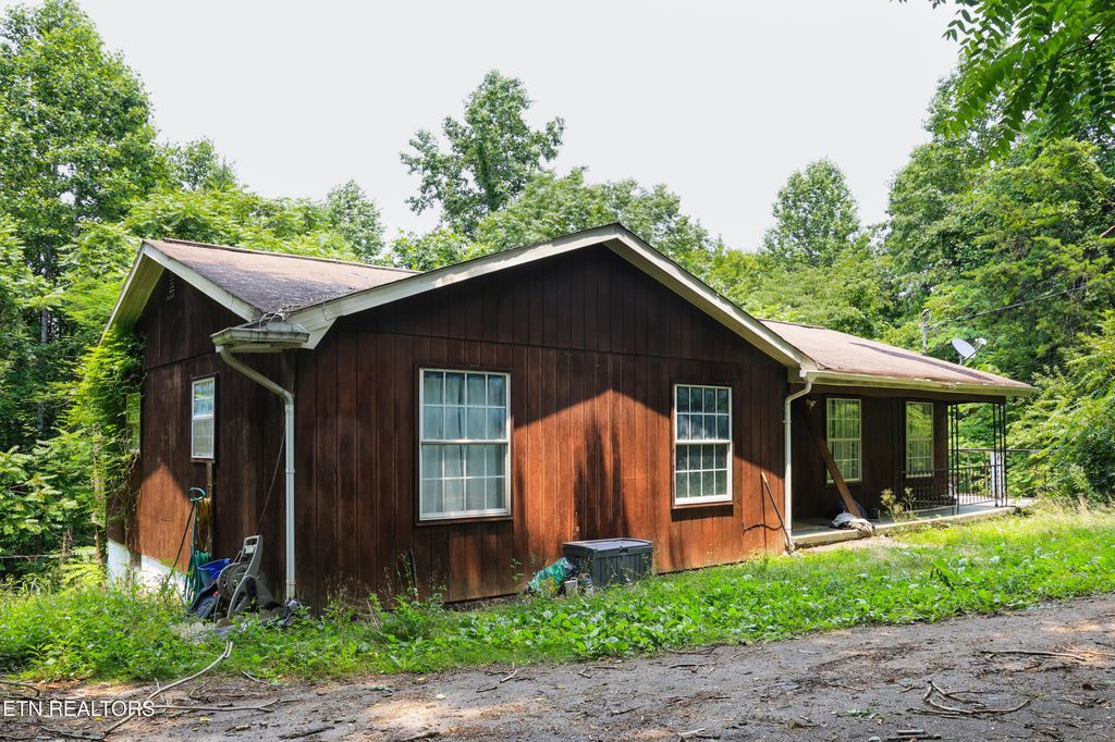 Photo of 188 Green Lane, Powell, TN 37849 (MLS # 1303096)