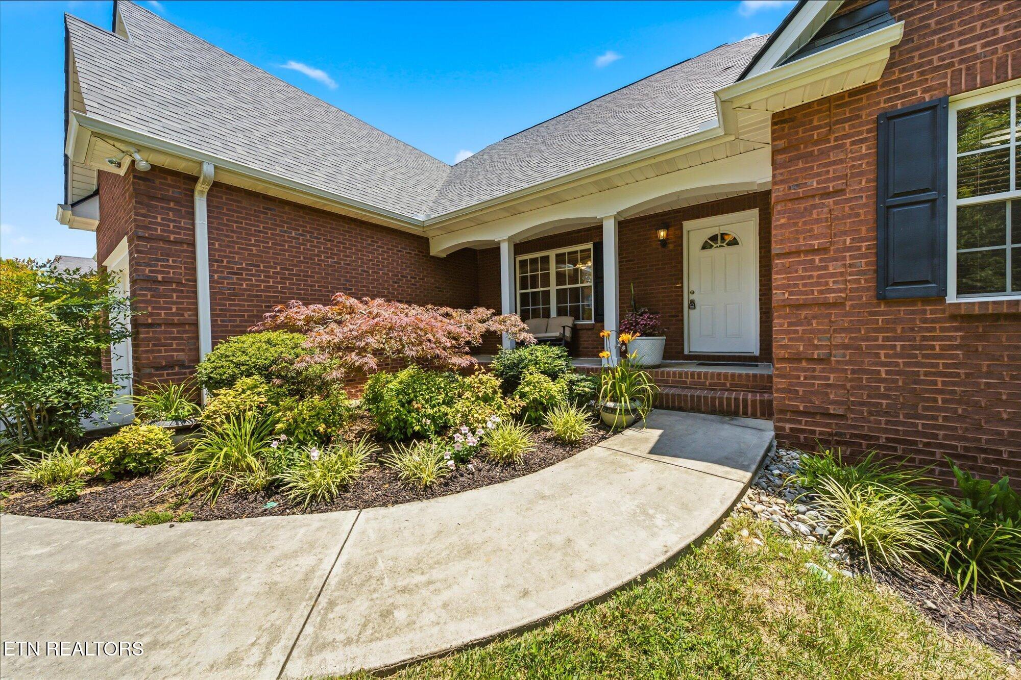 8127 Canter Lane