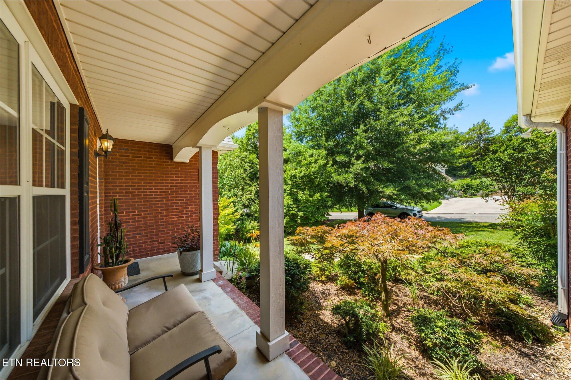 8127 Canter Lane