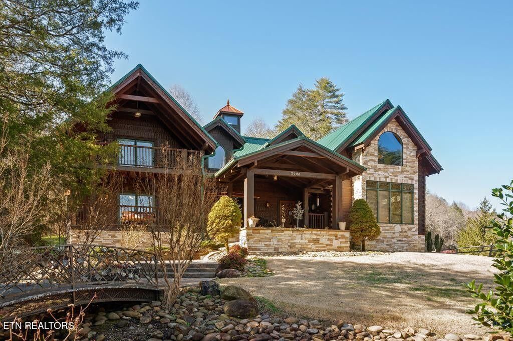 Photo of 2603 Cedar Falls Way, Sevierville, TN 37862 (MLS # 1317936)