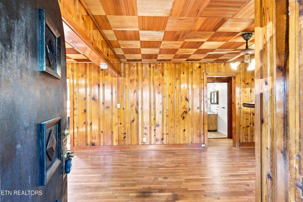 Photo of 619 Ferry St, Loudon, TN 37774 (MLS # 1350727)