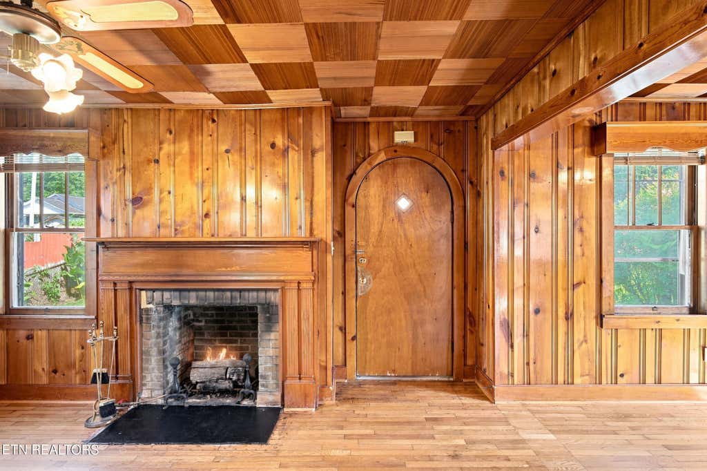 Photo of 619 Ferry St, Loudon, TN 37774 (MLS # 1350727)
