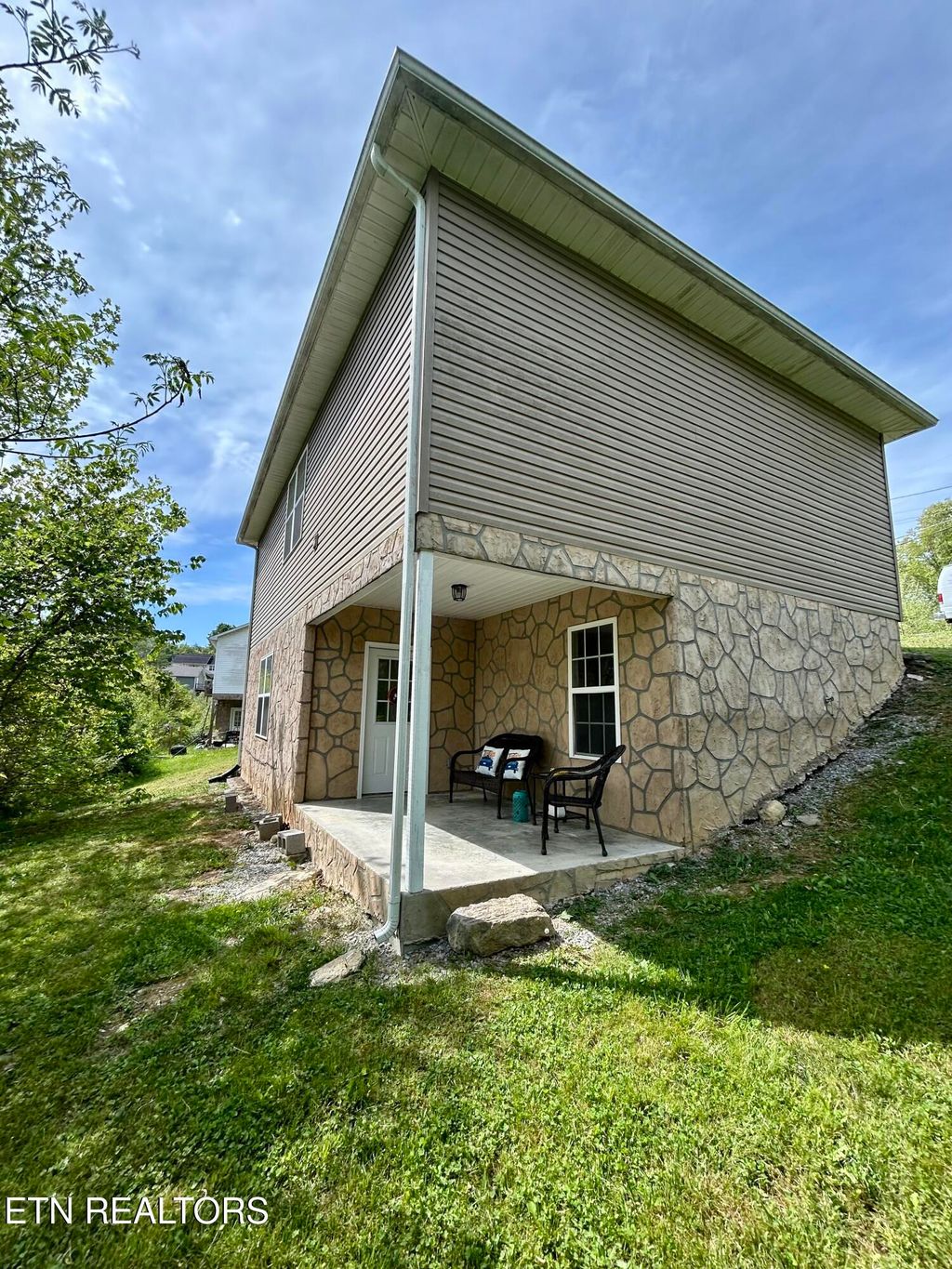 Photo of 132 View Lane Lane, LaFollette, TN 37766 (MLS # 1337116)