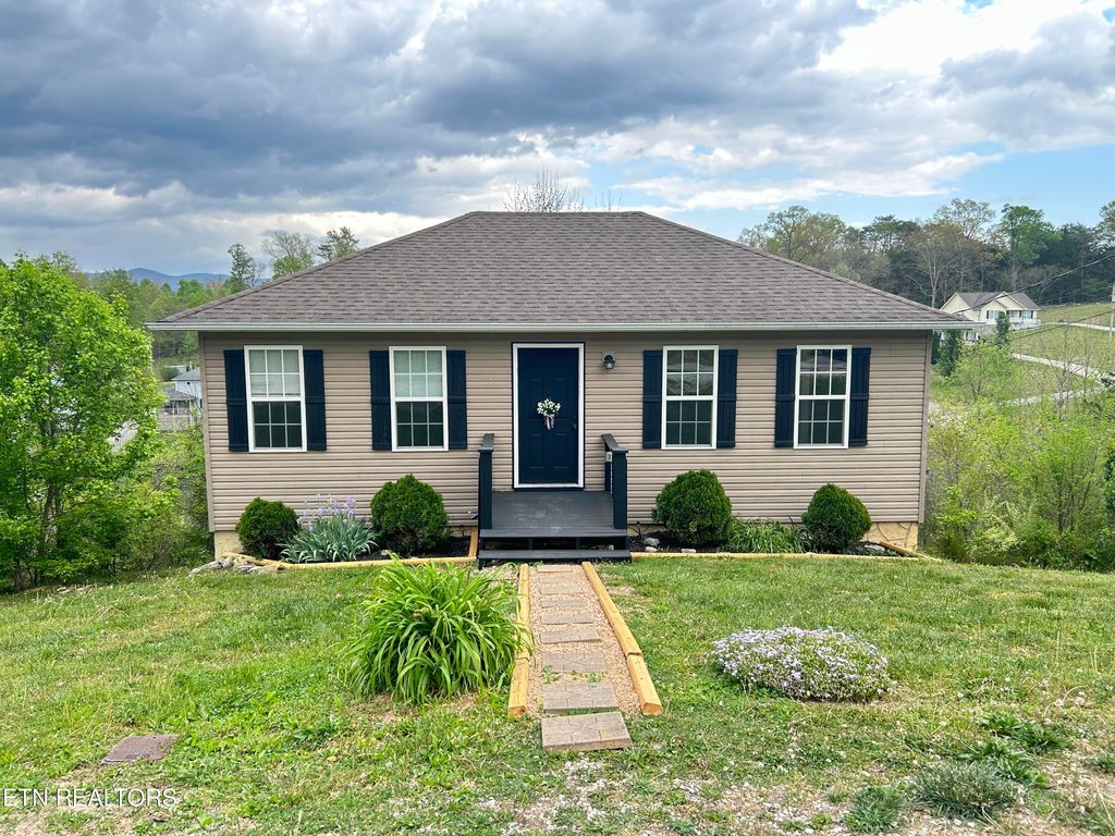 Photo of 132 View Lane Lane, LaFollette, TN 37766 (MLS # 1337116)