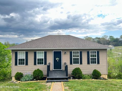 Photo of 132 View Lane Lane, LaFollette, TN 37766 (MLS # 1337116)