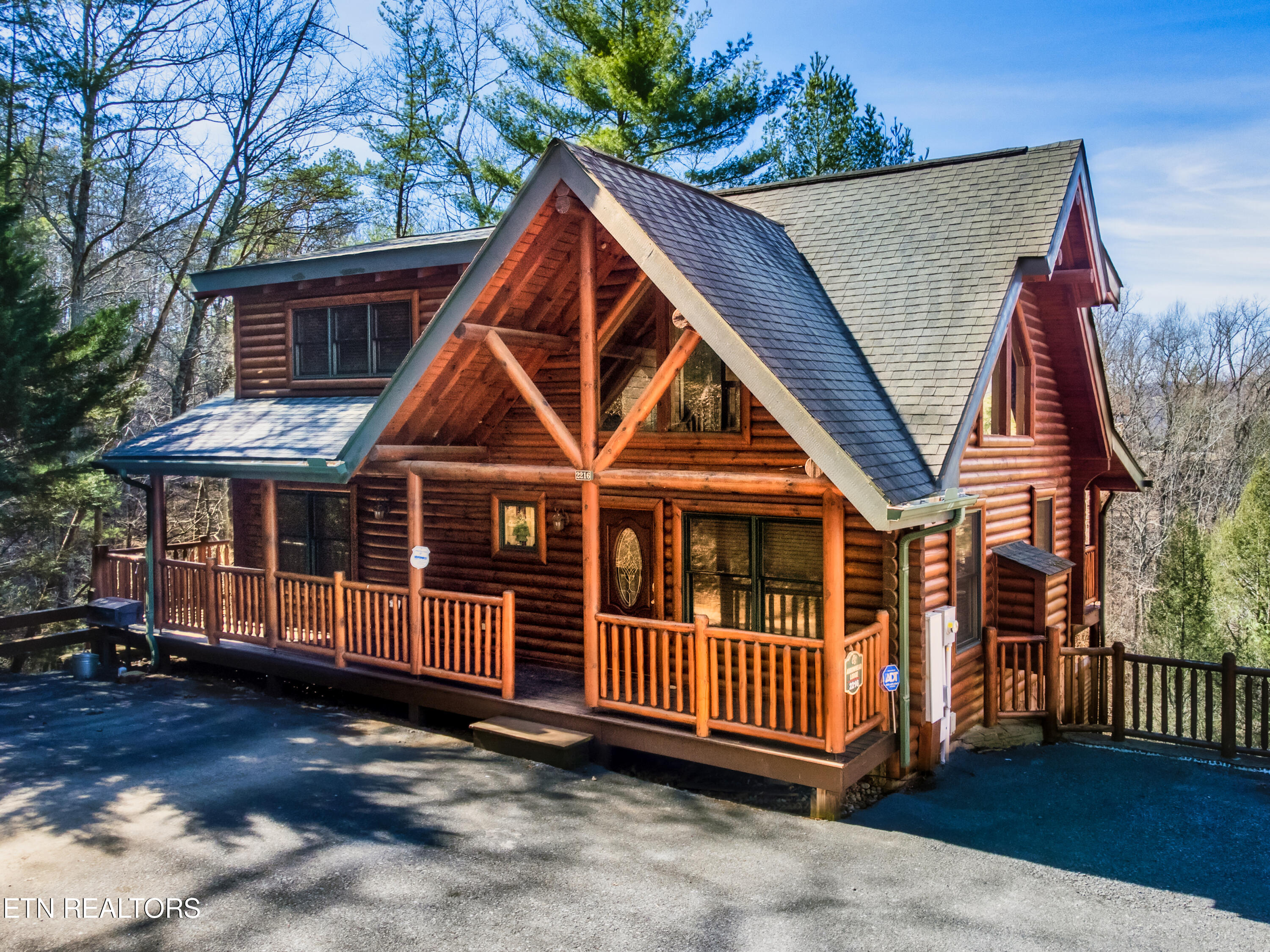 View Pigeon Forge, TN 37862 house