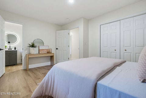 Tiny photo for 845 W Outer Drive, Oak Ridge, TN 37830 (MLS # 1354965)