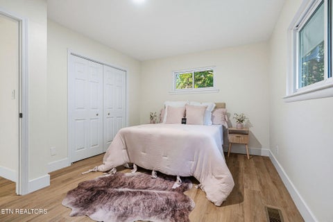 Tiny photo for 845 W Outer Drive, Oak Ridge, TN 37830 (MLS # 1354965)