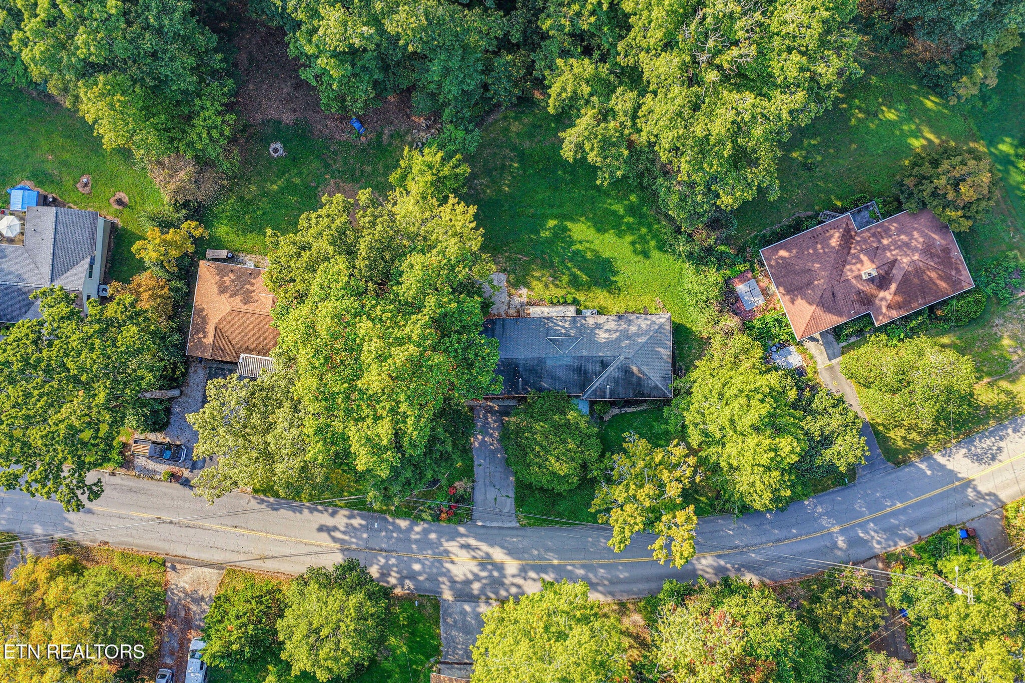 845 W Outer Drive