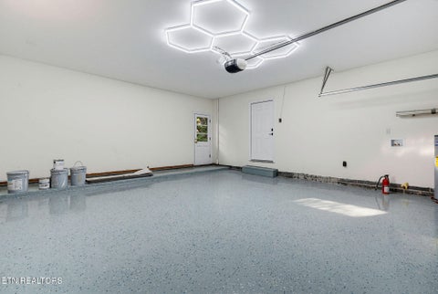 Tiny photo for 845 W Outer Drive, Oak Ridge, TN 37830 (MLS # 1354965)