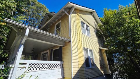 Tiny photo for 1412 Armstrong Ave, Knoxville, TN 37917 (MLS # 1326887)