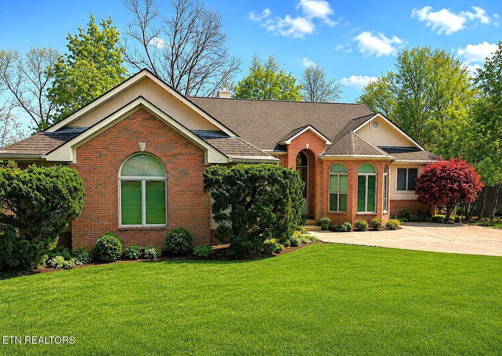 Photo of 209 Amohi Way, Loudon, TN 37774 (MLS # 1351314)