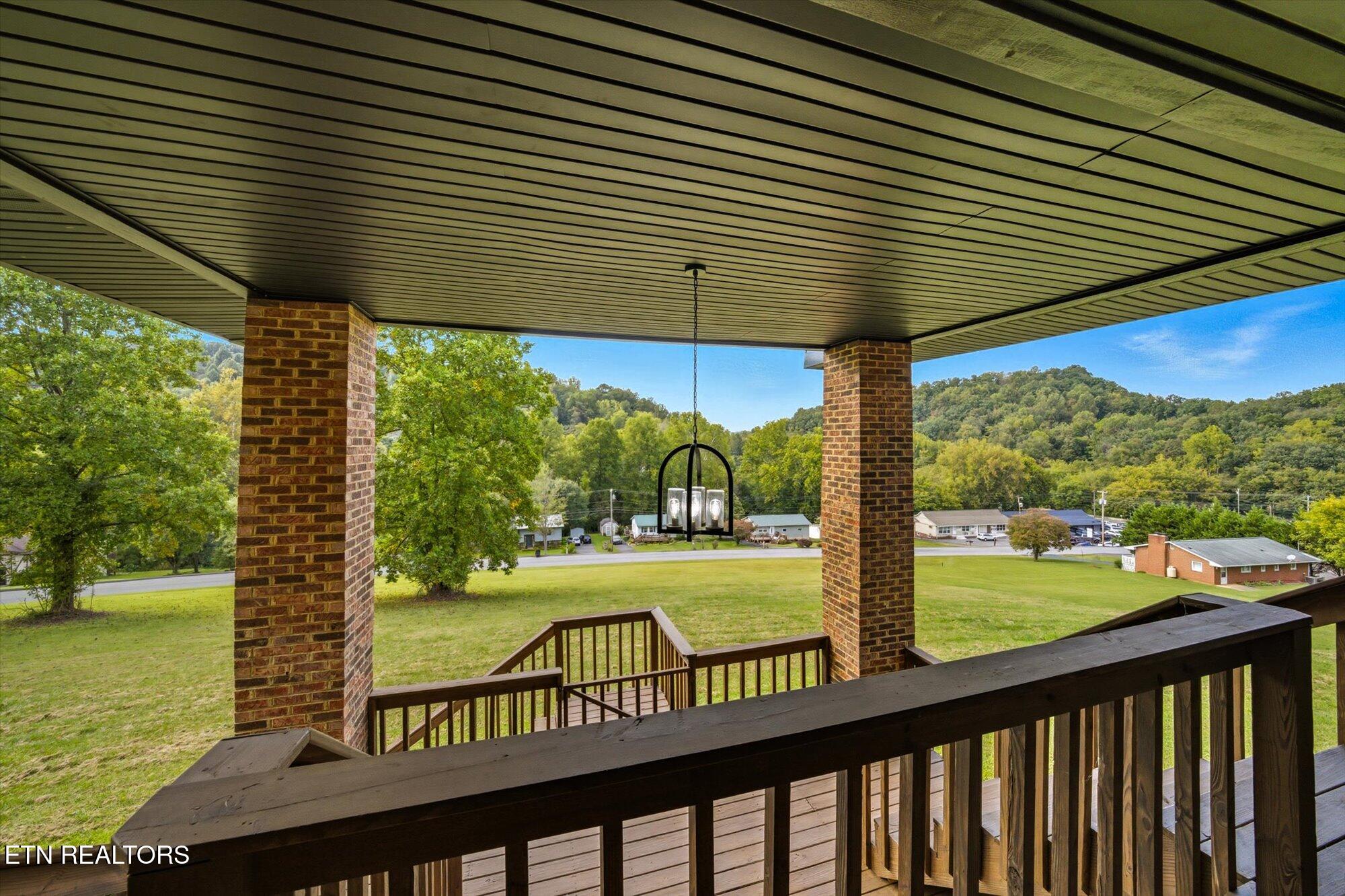 120 Brookfield Drive