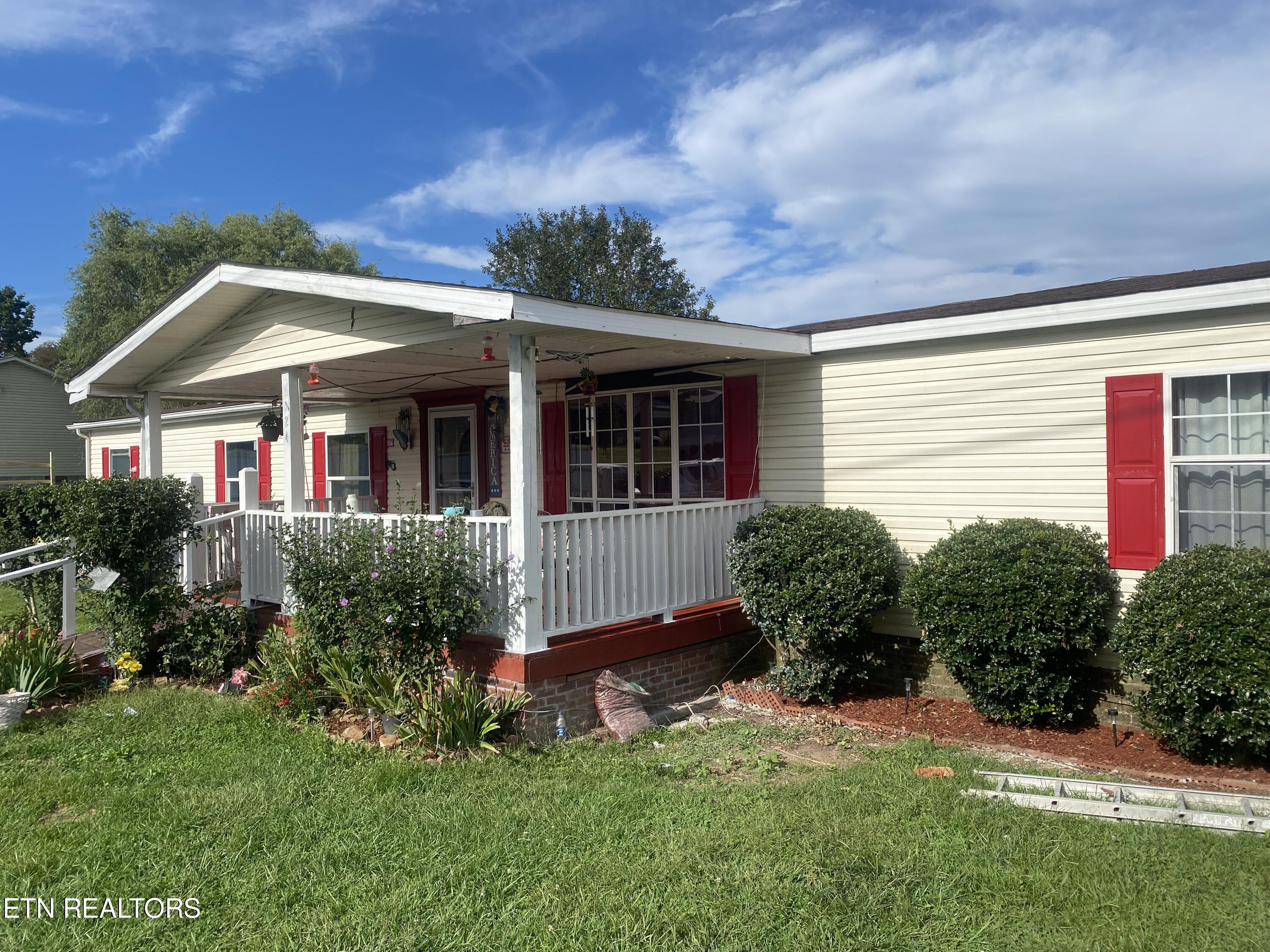 View Tazewell, TN 37879 mobile home