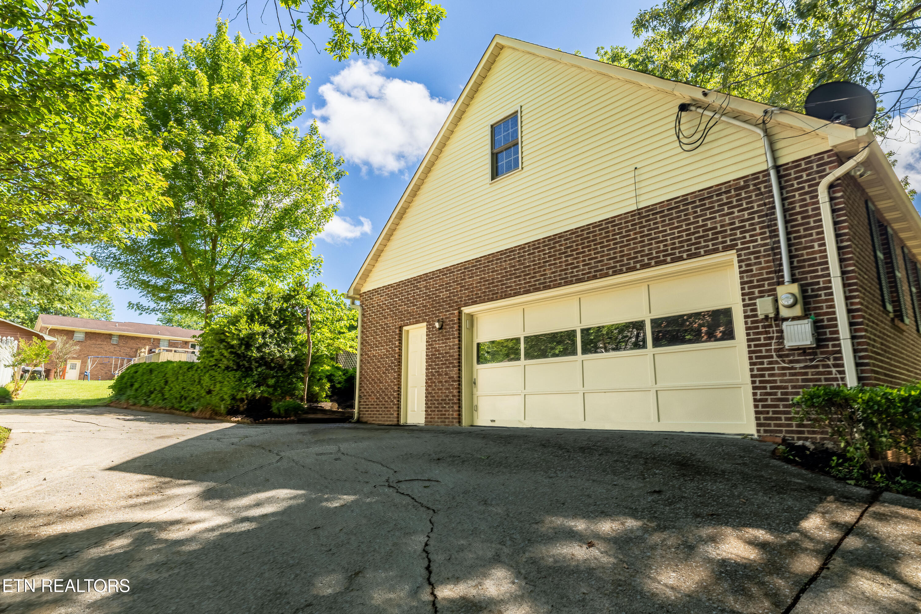 2812 Century Drive