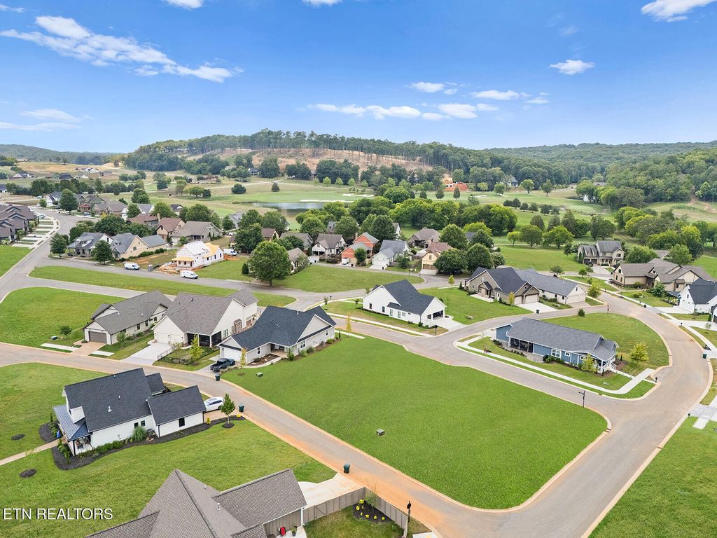 Photo of 650 Red Fox Run, Loudon, TN 37774 (MLS # 1282938)