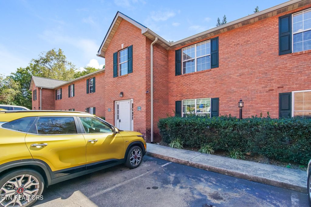 Photo of 4207 Iona Way, Knoxville, TN 37912 (MLS # 1330005)