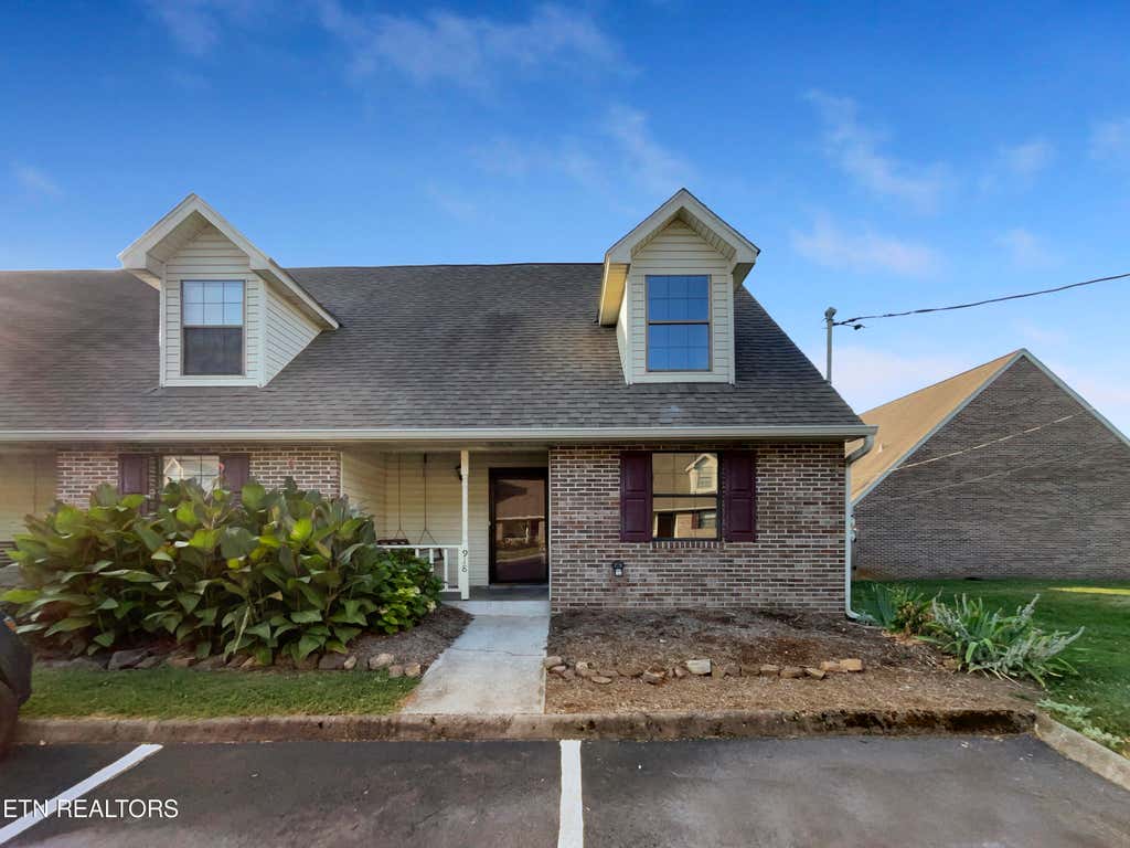 Photo of 918 Chip Cove Lane, Knoxville, TN 37938 (MLS # 1268509)