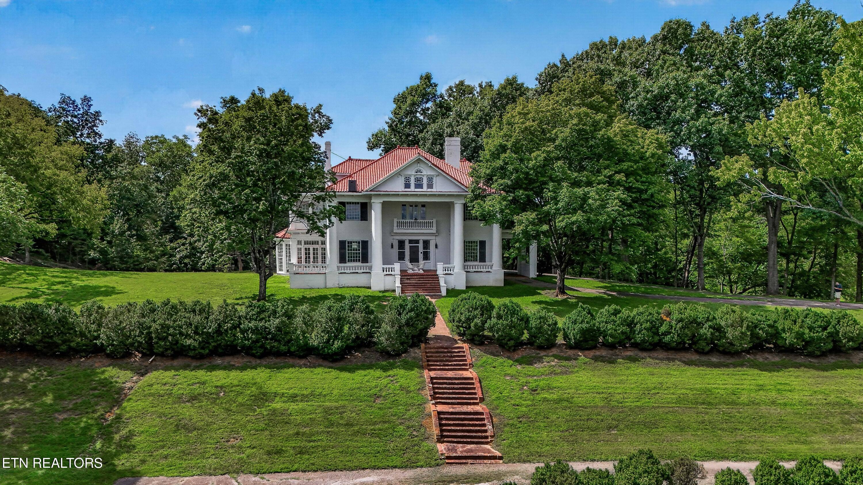 412 S Main St