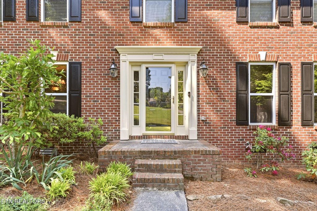 Photo of 1001 Paddington Rd, Knoxville, TN 37922 (MLS # 1341319)