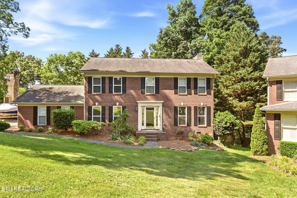 Photo of 1001 Paddington Rd, Knoxville, TN 37922 (MLS # 1341319)