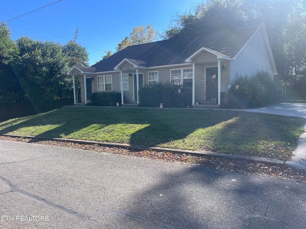 Photo of 108 Atlantic St-106/108/110 St, Athens, TN 37303 (MLS # 1321667)