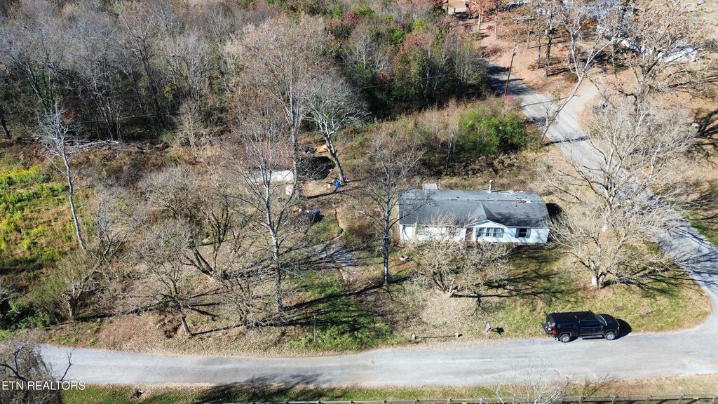 Photo of 104 Druid Hill Rd, Tellico Plains, TN 37385 (MLS # 1321930)