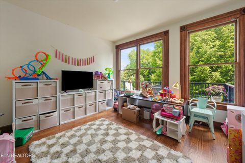 Tiny photo for 505 E Scott Ave, Knoxville, TN 37917 (MLS # 1343343)