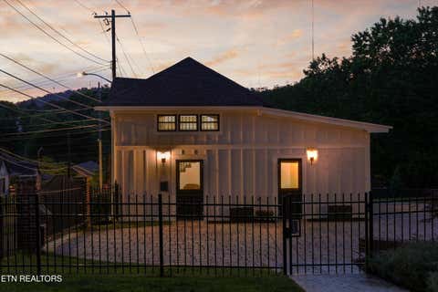 Tiny photo for 505 E Scott Ave, Knoxville, TN 37917 (MLS # 1343343)