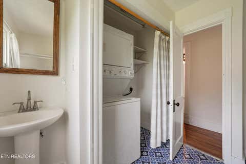 Tiny photo for 505 E Scott Ave, Knoxville, TN 37917 (MLS # 1343343)