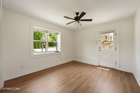 Tiny photo for 505 E Scott Ave, Knoxville, TN 37917 (MLS # 1343343)