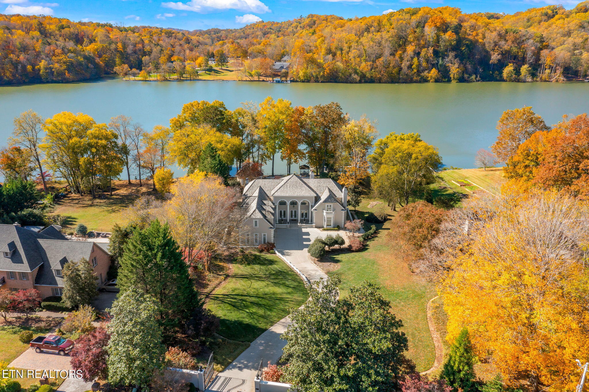 3732 Maloney Rd