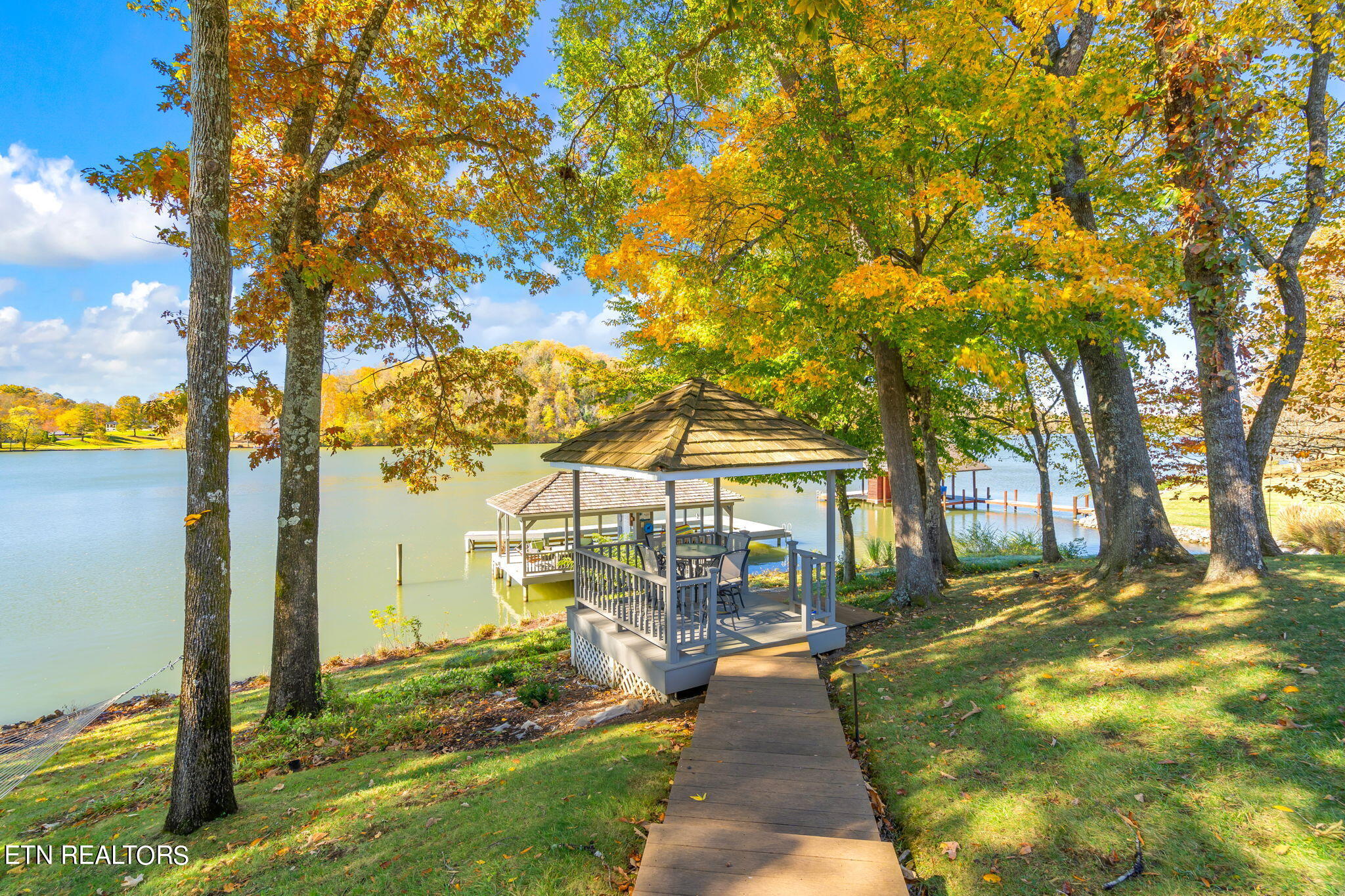 3732 Maloney Rd