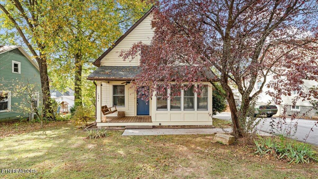 Photo of 1345 Dalton St, Alcoa, TN 37701 (MLS # 1319933)