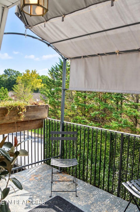 Tiny photo for 1617 Woodrow Drive #512, Knoxville, TN 37918 (MLS # 1355661)