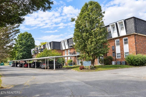 Photo of 1617 Woodrow Drive #512, Knoxville, TN 37918 (MLS # 1355661)