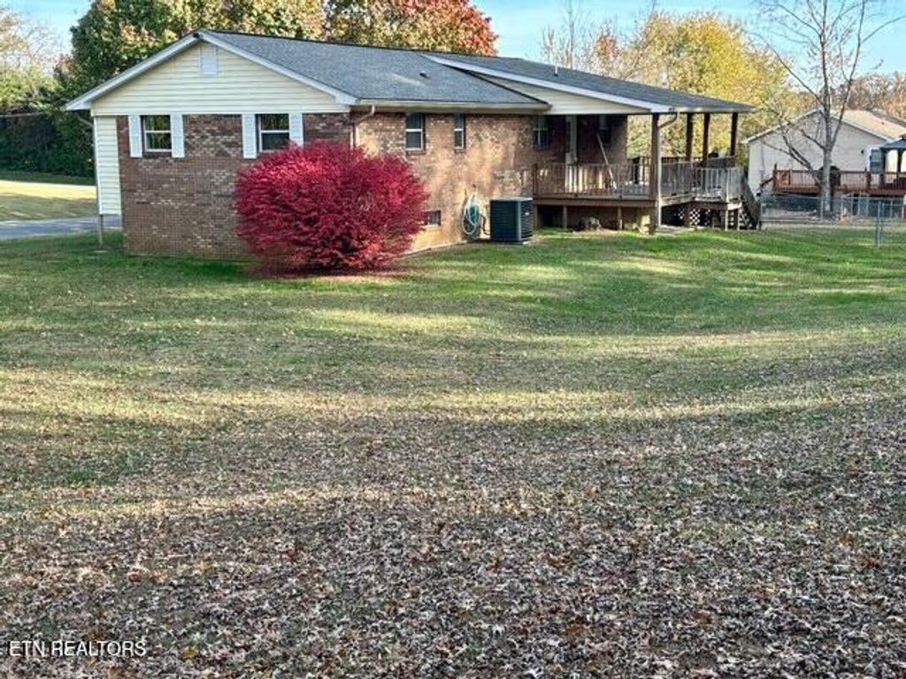 Photo of 233 Harvey Drive, Russellville, TN 37860 (MLS # 1321329)