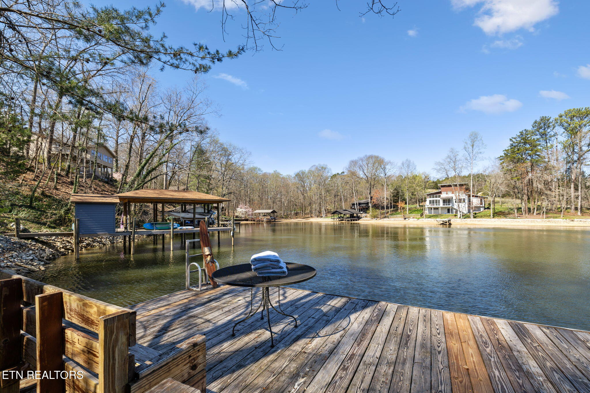 3798 Lakeland Drive