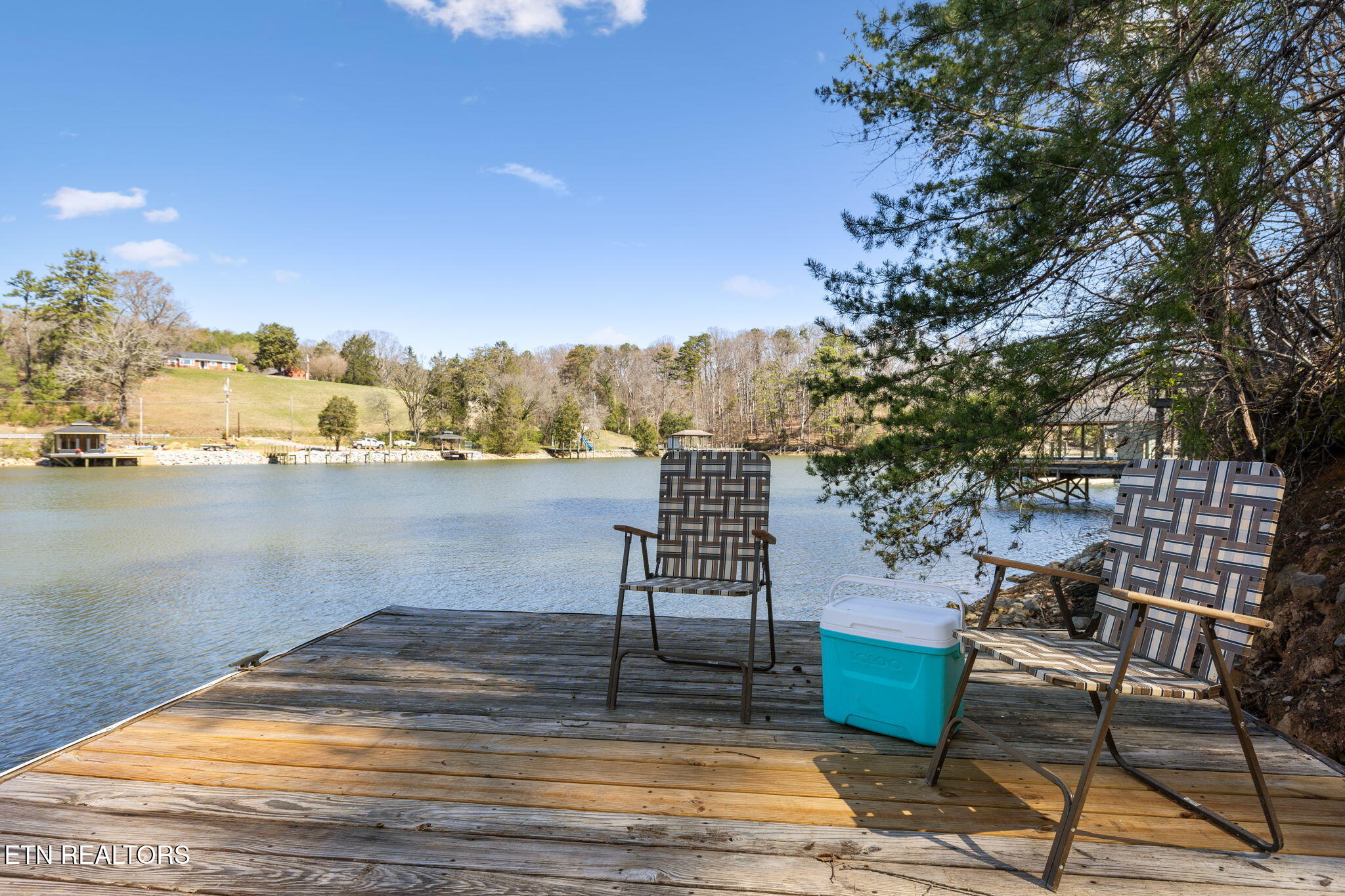 3798 Lakeland Drive