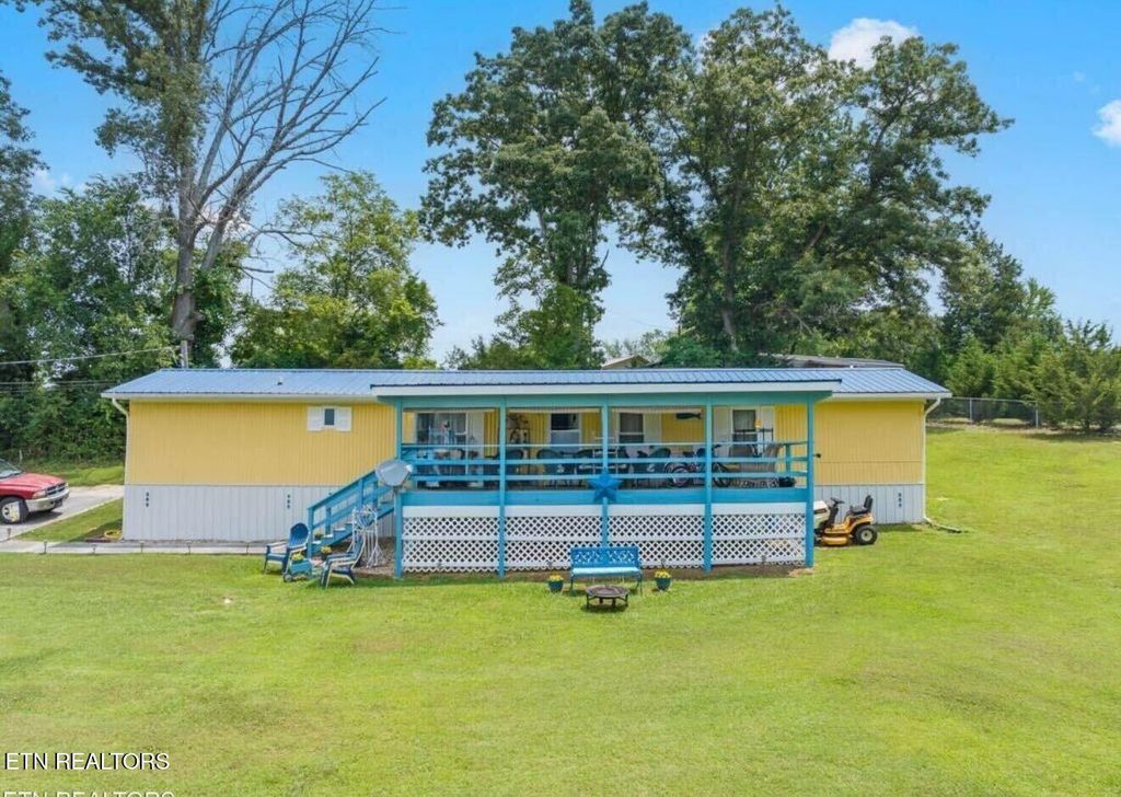 Photo of 1309 Green Court, Sevierville, TN 37876 (MLS # 1327045)