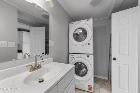 Tiny photo for 434 Murray Rd, Knoxville, TN 37912 (MLS # 1334799)