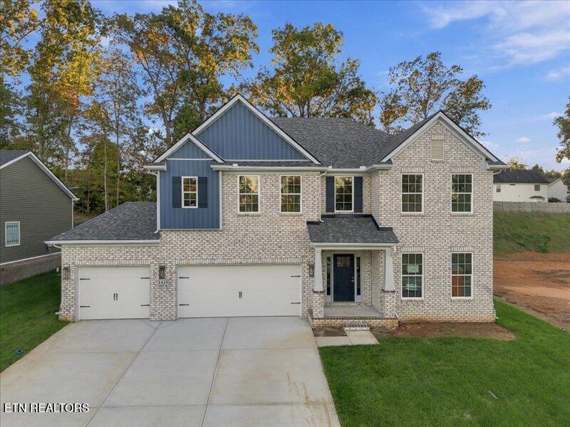 Photo of 1418 Crescent Oaks Lane, Lenoir City, TN 37772 (MLS # 1344916)
