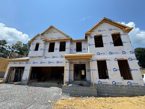 Property photo of 1418 Crescent Oaks Lane, Lenoir City, TN 37772