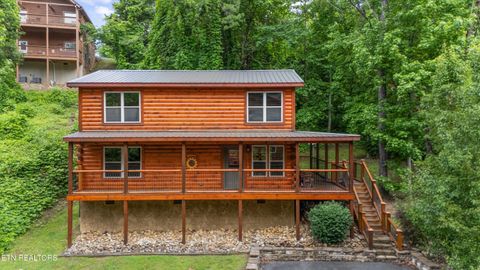Photo of 2377 Alpine Village Way, Pigeon Forge, TN 37862 (MLS # 1321407)