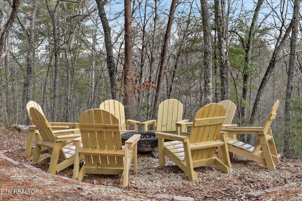 Photo of 4224 Chamberlain Lane, Sevierville, TN 37862 (MLS # 1328096)