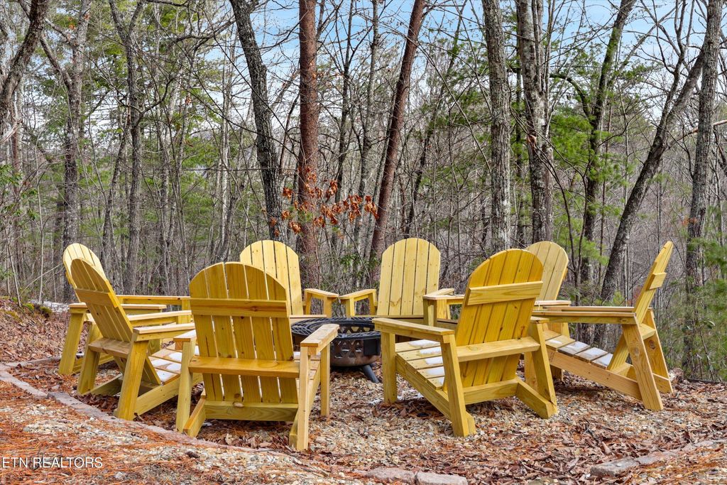 Photo of 4224 Chamberlain Lane, Sevierville, TN 37862 (MLS # 1328096)