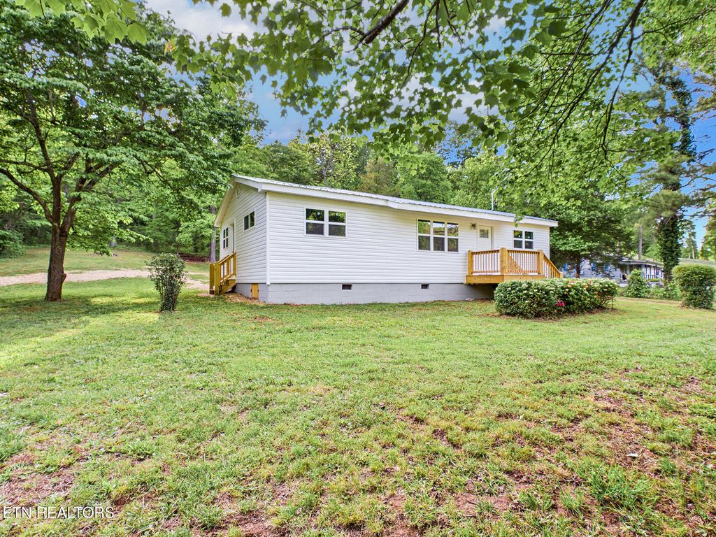 Photo of 2414 Highway 39 E, Englewood, TN 37329 (MLS # 1339555)