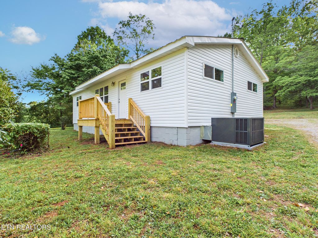 Photo of 2414 Highway 39 E, Englewood, TN 37329 (MLS # 1339555)