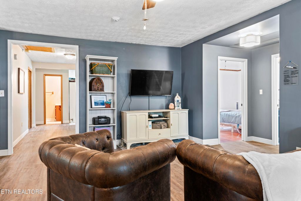 Photo of 870 Birch St, Alcoa, TN 37701 (MLS # 1300175)